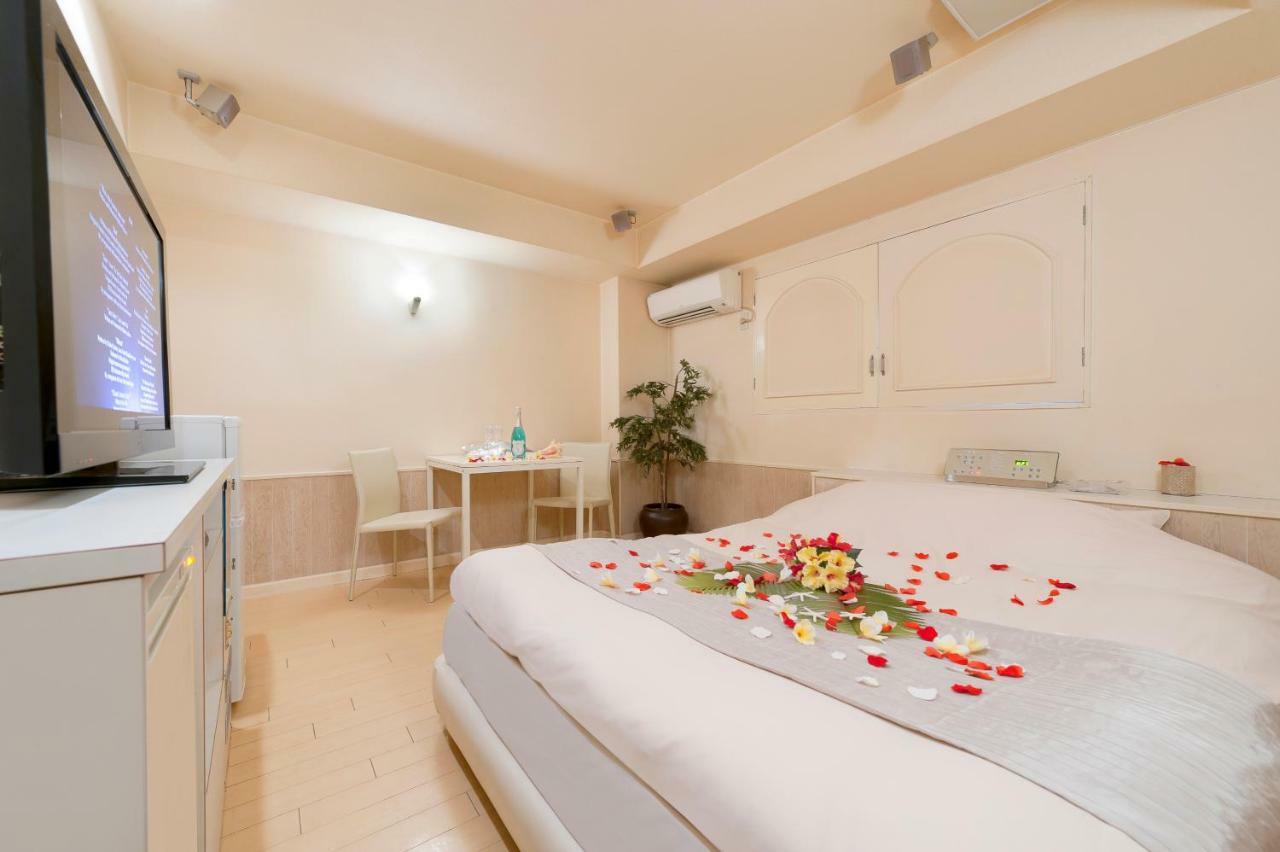 Hotel Monica Hayama (Adults Only) Exterior photo